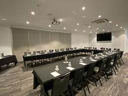 Mercure Canberra