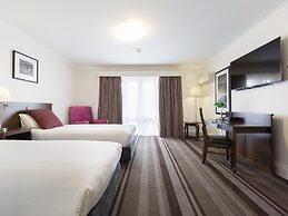 Mercure Canberra
