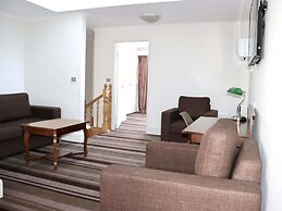 Mercure Canberra