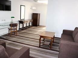 Mercure Canberra