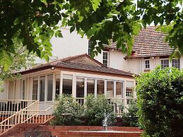 Mercure Canberra