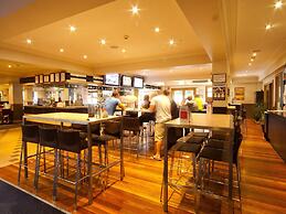 Mercure Canberra