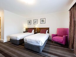 Mercure Canberra
