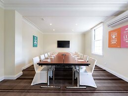 Mercure Canberra