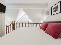 Mercure Canberra