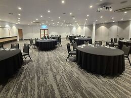 Mercure Canberra