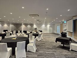 Mercure Canberra