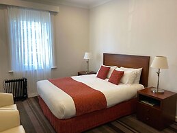 Mercure Canberra
