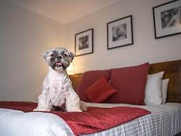 Mercure Canberra