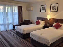 Mercure Canberra