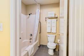 The Oakhurst Inn at Yosemite