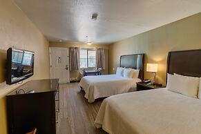 The Oakhurst Inn at Yosemite