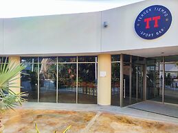 Fiesta Americana  Acapulco Villas