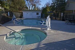 Quality Inn Yosemite Valley Gateway