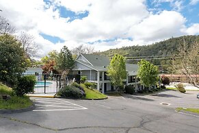 Quality Inn Yosemite Valley Gateway