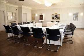 Burnham Beeches Hotel