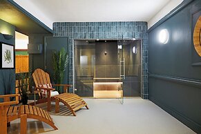 Burnham Beeches Hotel