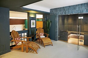 Burnham Beeches Hotel