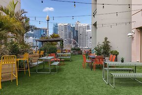 Novotel Sydney on Darling Harbour