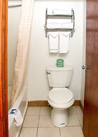 Budget Inn and Suites