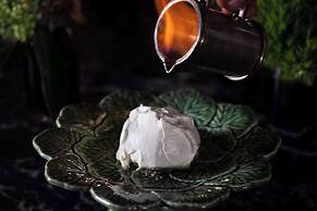 Clarion Hotel The Hub