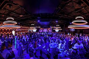 Clarion Hotel The Hub