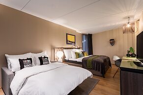 Clarion Hotel The Hub