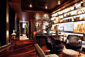 Clarion Hotel The Hub