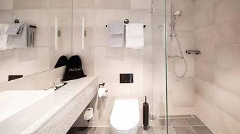 Clarion Hotel The Hub