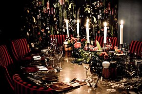 Clarion Hotel The Hub