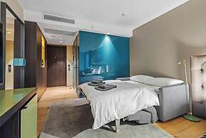 Clarion Hotel The Hub