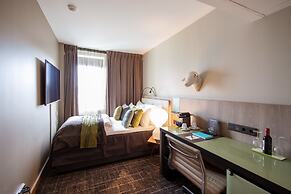 Clarion Hotel The Hub