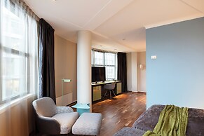 Clarion Hotel The Hub