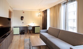 Clarion Hotel The Hub