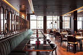 Clarion Hotel The Hub