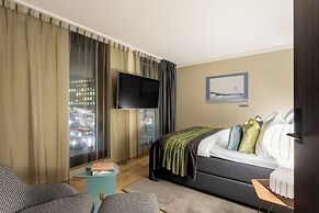 Clarion Hotel The Hub