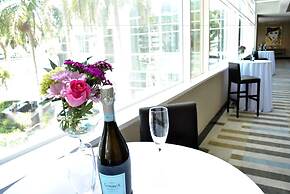 GALLERYone- A DoubleTree Suites by Hilton Hotel