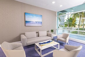 GALLERYone- A DoubleTree Suites by Hilton Hotel