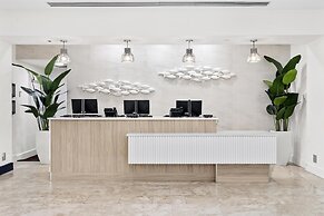 GALLERYone- A DoubleTree Suites by Hilton Hotel