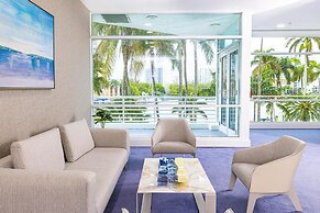 GALLERYone- A DoubleTree Suites by Hilton Hotel