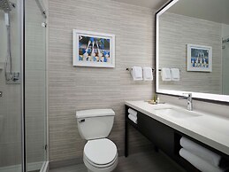 DoubleTree by Hilton Hotel Nashville Downtown