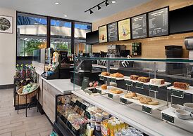 DoubleTree by Hilton Hotel Nashville Downtown