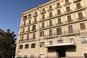 UNA HOTELS Napoli