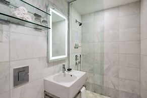 Dream Midtown, by Hyatt