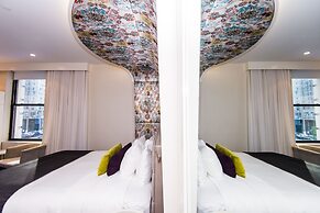 Dream Midtown, by Hyatt