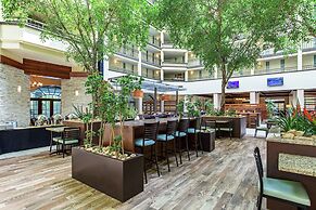 Embassy Suites by Hilton Nashville Airport