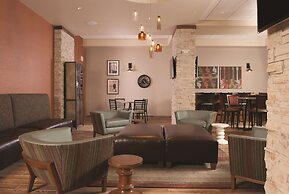 Embassy Suites by Hilton Nashville Airport