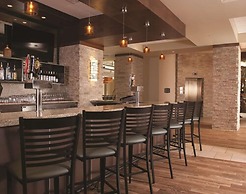 Embassy Suites by Hilton Nashville Airport