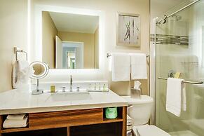 DoubleTree by Hilton Huntington