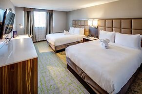 DoubleTree by Hilton Huntington